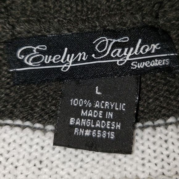 Evelyn Taylor Hooded Open Cardigan - Picture 5 of 5